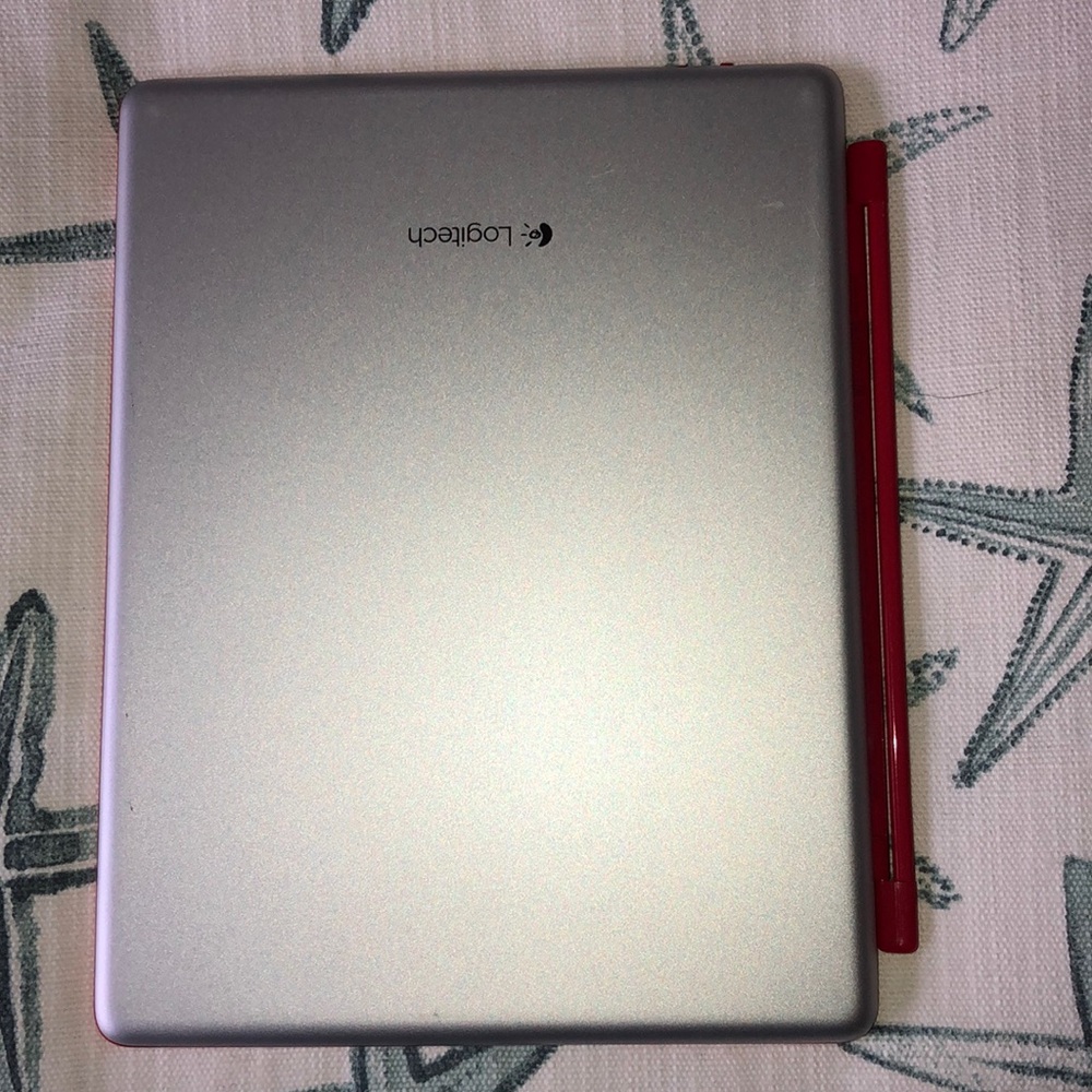 iPad Keyboard - Picture 2 of 4